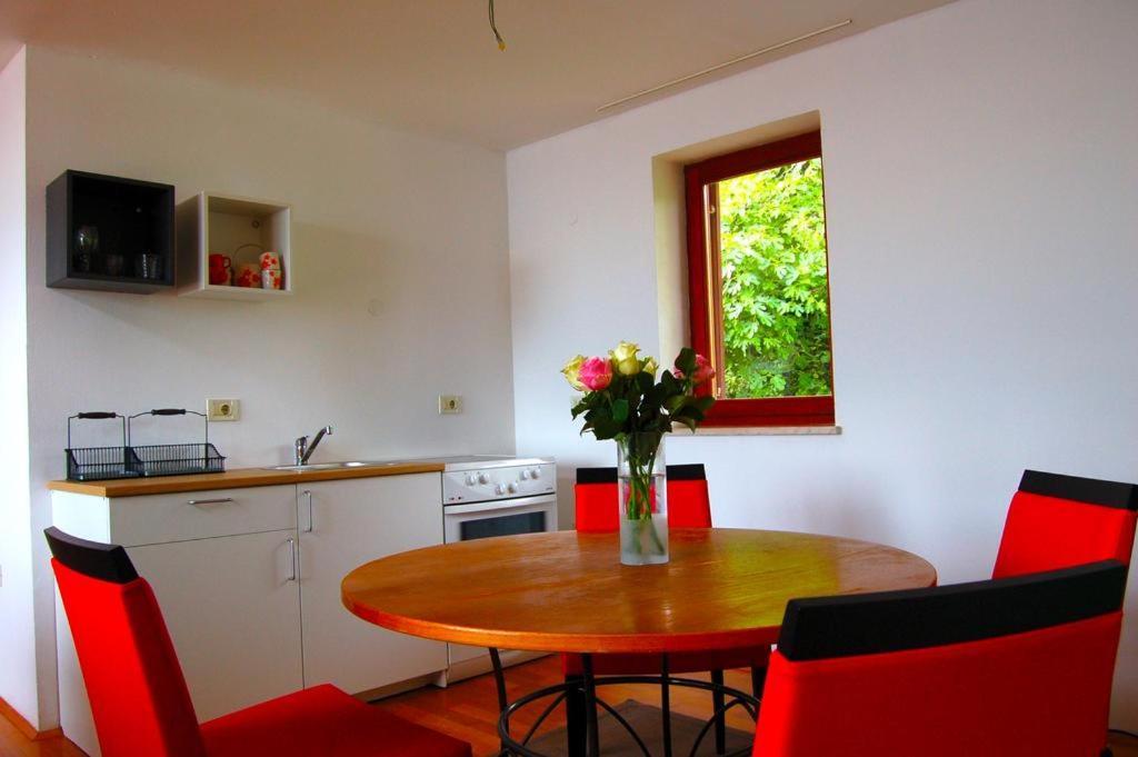 Beautiful Street Apartment Portoroz Ngoại thất bức ảnh